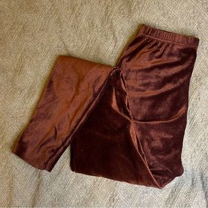 Eggplant Purple Colored Velvet Cuordory Leggings Size M